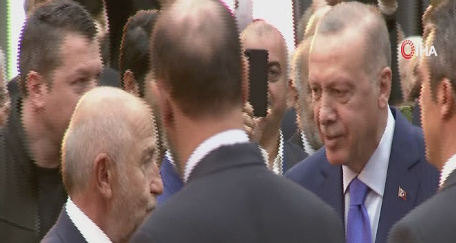 14 97fa8605 e808 4b07 9d21 6fe4d5fdd6d3 - Cumhurbaşkanı Erdoğan, Fenerbahçe Divan Kurulu na geldi