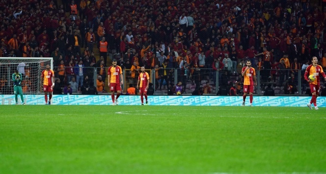 14 e9e5ac0d 8297 4efd 8ae6 d794c07d78cf - Galatasaray, rakip eksikken 6 gol yedi