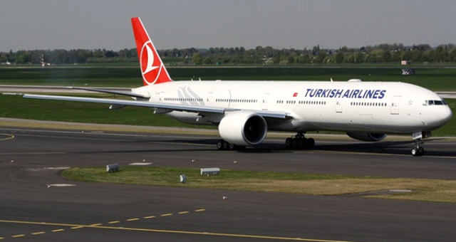 Yeni Havalimanı’na İniş Yapan İlk Yolcu Uçağı Türk Hava Yolları Oldu